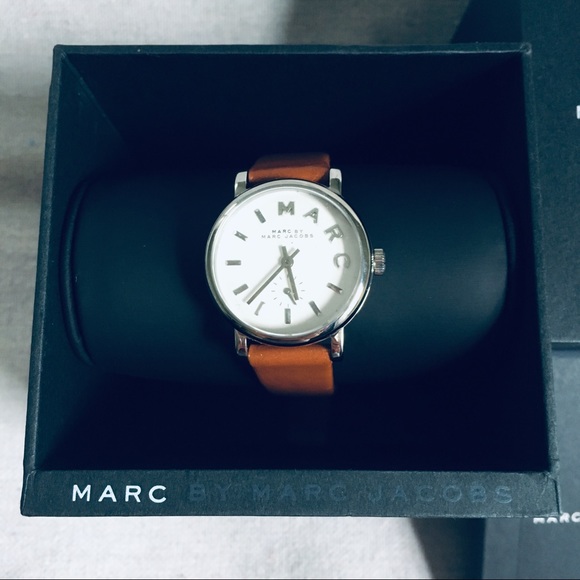 Marc by Marc Jacobs silver ladies watch MBM1270 - Picture 3 of 6